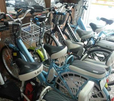 東莞99新電動(dòng)車低價(jià)轉(zhuǎn)讓，自行車及零配件零售服務(wù)